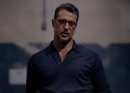 Fabrizio Corona diventa una serie tv su Netflix: "Ho un'idea del mondo in cui non esiste il bene"