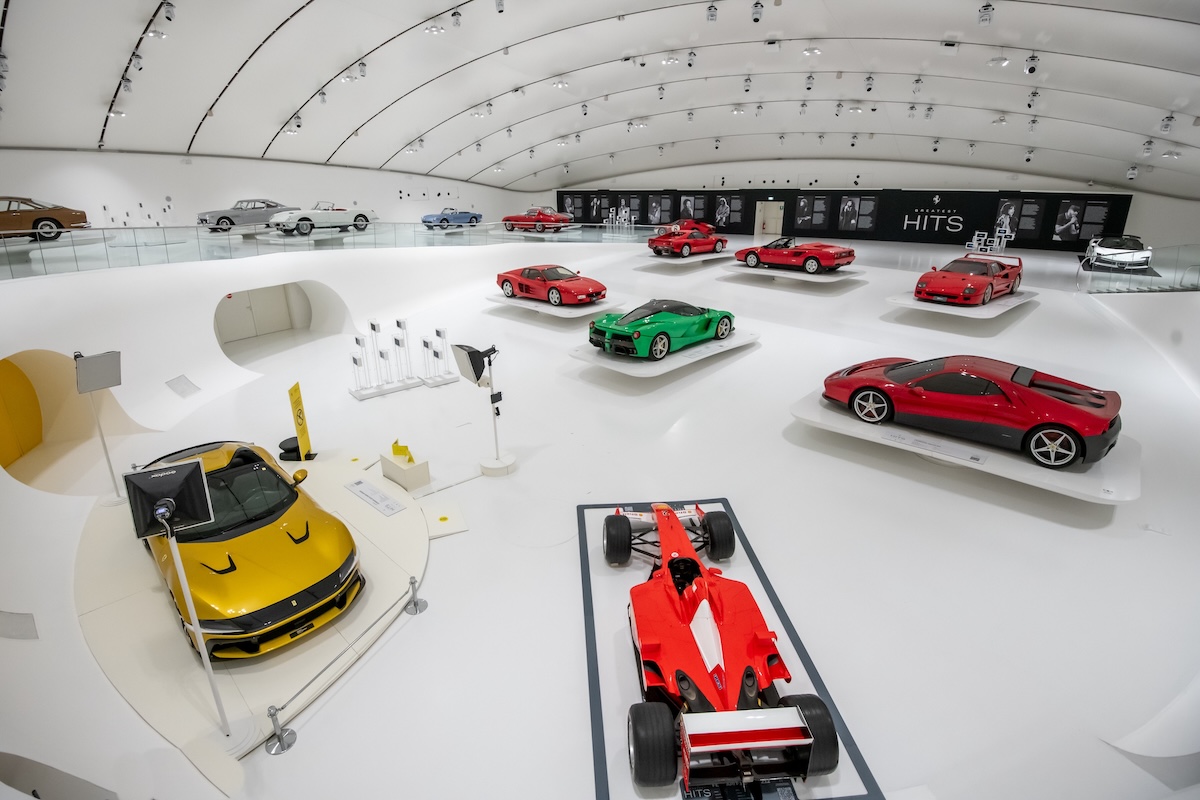 Ferrari e musica, a Modena la mostra “The Greatest Hits” al MEF