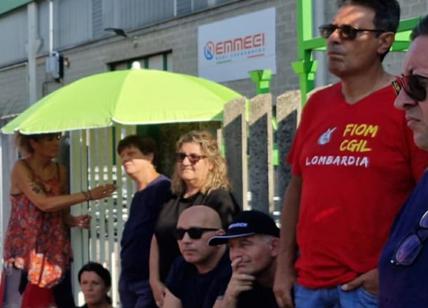 "Al lavoro nel capannone a 36,5 gradi": sciopero alla Emmegi di Cassano d'Adda