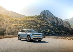 Ford Explorer e Capri elettriche: ora fanno piÃ¹ strada e hanno piÃ¹ grinta