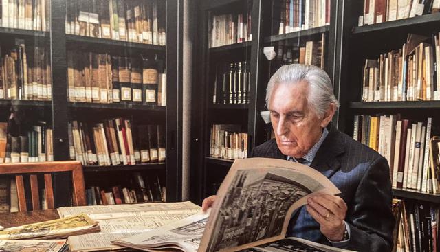 Alessandro Gerli, presidente Associazione Culturale Biblioteca Meneghina - Società del Giardino nella sede di Milano Alessandro Gerli, presidente Associazione Culturale Biblioteca Meneghina - Società del Giardino nella sede di Milano