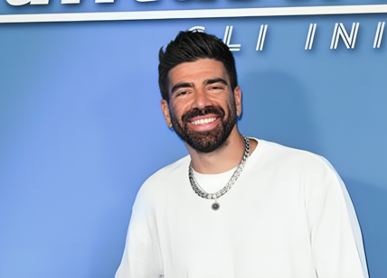 Sanremo Giovani 2026, dall'attrice agli ex concorrenti di X Factor e Amici: chi sono i 24 ragazzi che sognano l'Ariston