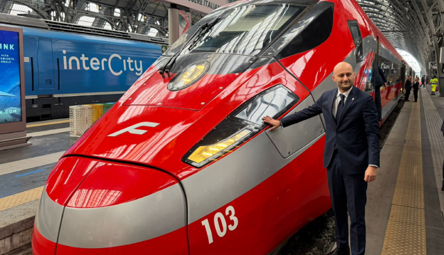 Gruppo FS, presentato il Frecciarossa 1000 di nuova generazione alla stazione di Milano Centrale
