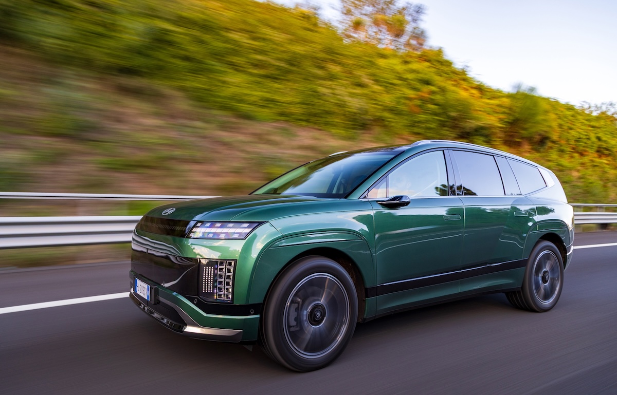 https://www.affaritaliani.it/static/upl2025/hyun/0010/hyundai-ioniq-9--1-1.jpg