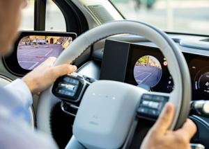 Hyundai IONIQ 9: come i retrovisori digitali cambiano la guida
