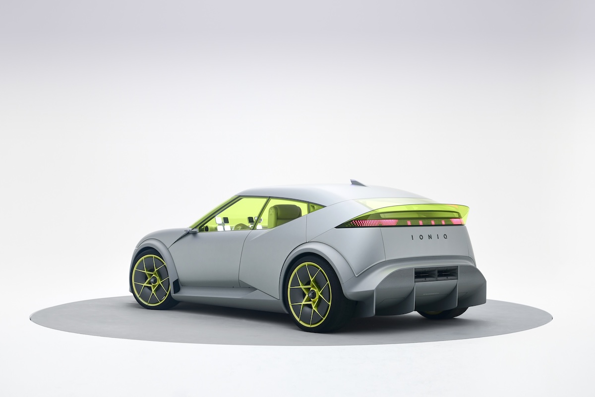 Hyundai IONIQ 3, l’elettrica compatta che riporta l’EV al centro del mercato