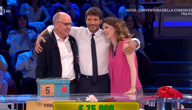 Affari Tuoi, Federica litiga col padre per i 75mila euro: “Fammi decidere!”