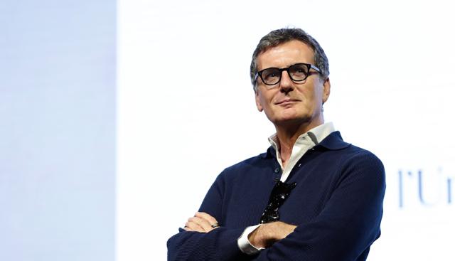Essilux, Milleri esulta: "Miglior trimestre di sempre". Nei primi 9 mesi fatturato sopra i 20 miliardi di euro (+8,8%)
