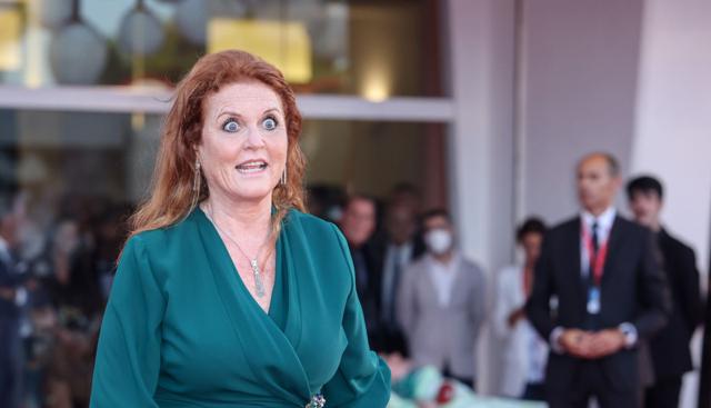 Sarah Ferguson negli Epstein files, chiudono sei società collegate all'ex moglie del principe Andrea