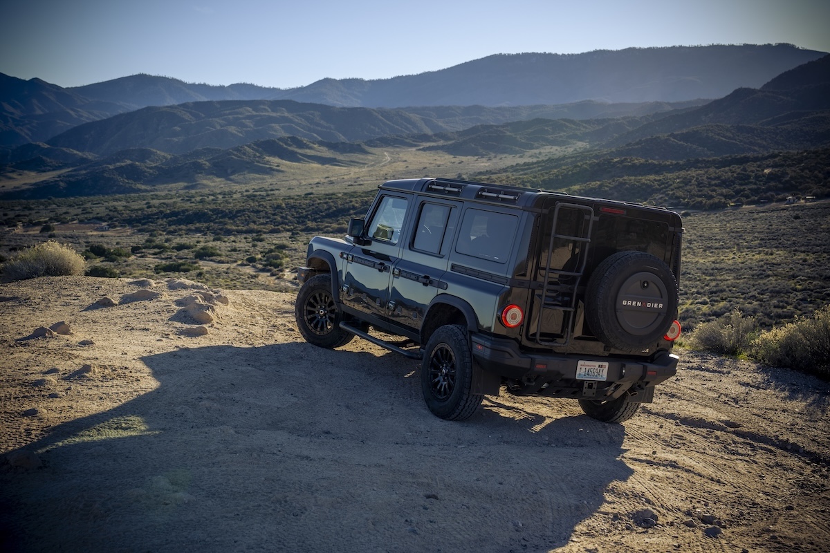 Ineos Grenadier MY2026: debutta la Black Edition