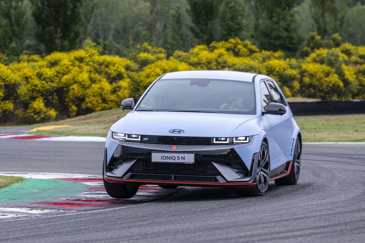 IONIQ 5 N e IONIQ 6 N: Hyundai ridefinisce la sportività elettrica