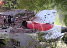 "Perché hai spento i motori?". Le urla tra i piloti dell'Air India, il retroscena prima dello schianto