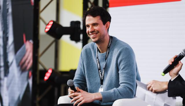 Bending Spoons si prende Aol: l’ex gigante del web passa sotto controllo italiano, nuova vita per lo storico marchio