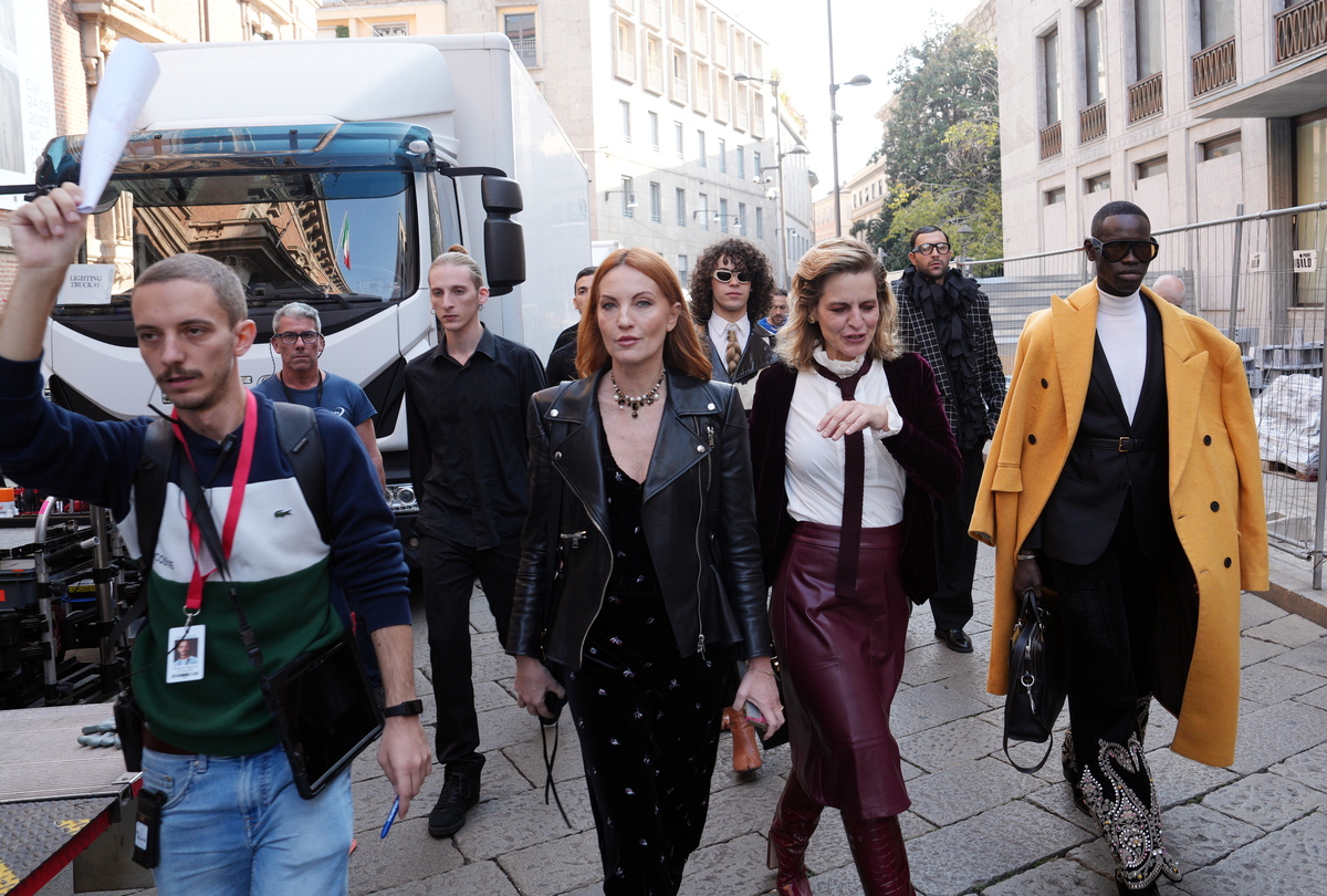 Milano, riprese del film Il Diavolo Veste Prada 2