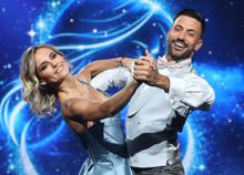 Ballando con le Stelle 2025, Fialdini o D'Urso? Chi è in quota per la vittoria finale. Due concorrenti con penalità