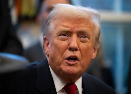 Trump lancia l’ultimatum: “Prendo la Groenlandia con le buone o con le cattive". Video. "Putin? Teme solo me” - La replica: "Non vogliamo essere americani"