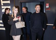 Caso Totti, il gip frena sull’archiviazione: scontro in aula dopo l’opposizione di Ilary Blasi