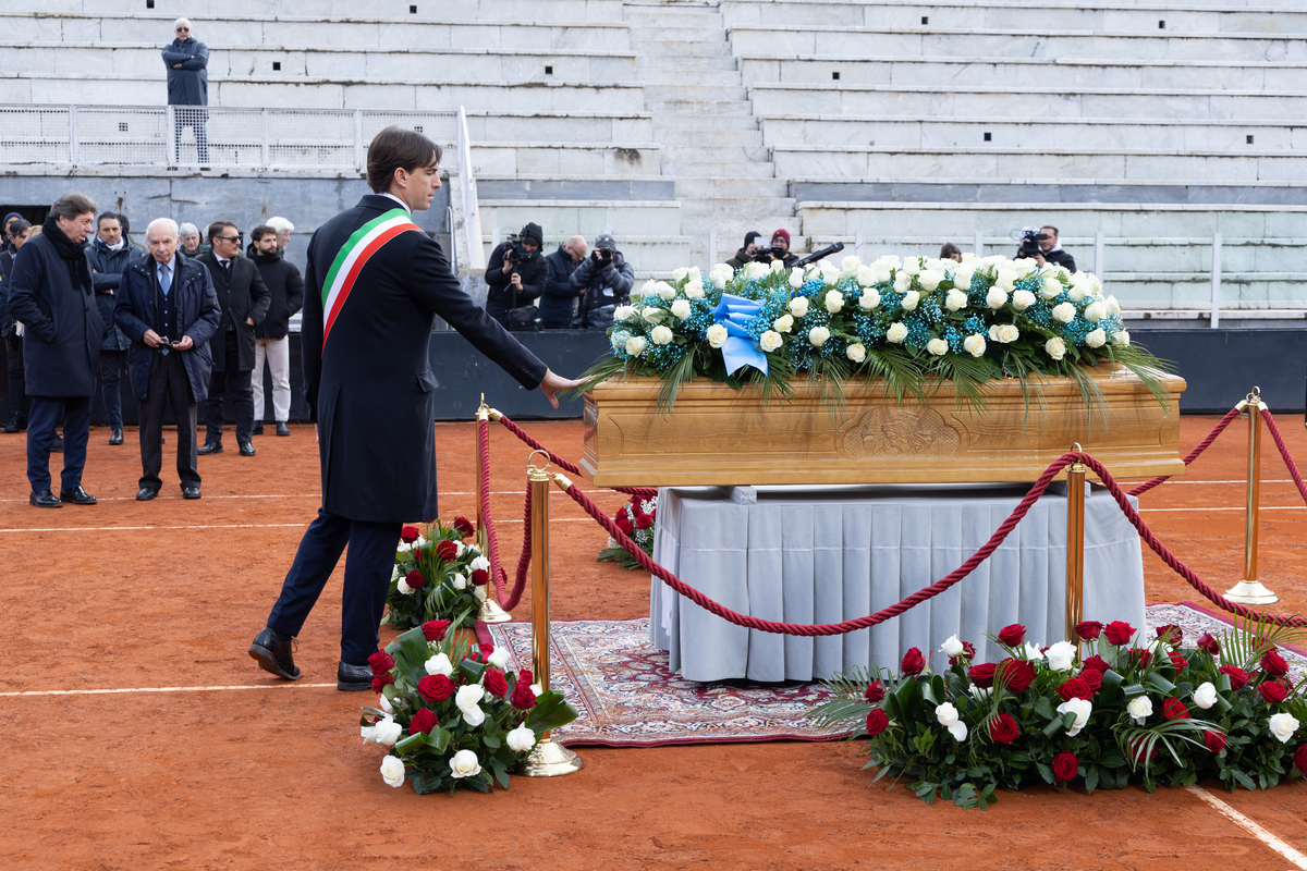 camera ardente Nicola Pietrangeli