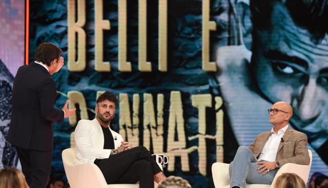 Fabrizio Corona e Alfonso Signorini (Foto Ipa) Fabrizio Corona e Alfonso Signorini (Foto Ipa)