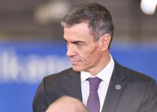 PSOE, cresce l’ipotesi dell’addio a Sánchez: pesano scandali, crollo nei sondaggi e la ribalta di Vox