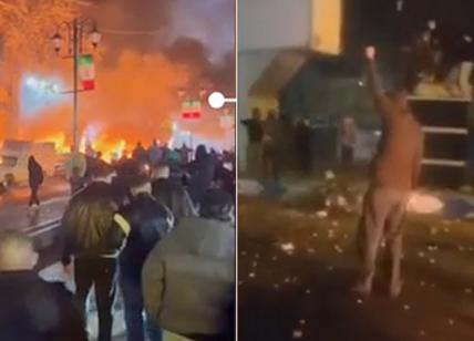 Iran, decine di morti e migliaia di arresti - Pahlavi: "Mi preparo a tornare in patria". "Li metteremo in ginocchio". - Procuratore generale, 'manifestanti rischiano pena di morte' 