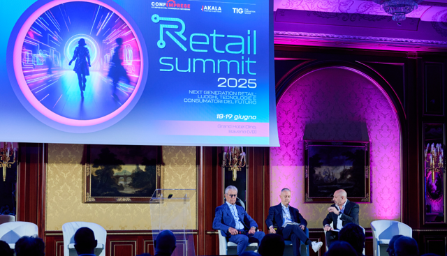 JAKALA, Retail Summit 2025: commercio in crescita tra nuove aperture e rivoluzione AI