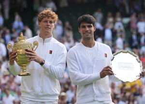 Tennis, lo zio di Nadal ridimensiona Alcaraz: "Più facile se hai solo Sinner da battere e viceversa"