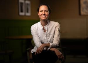 "L'insegnamento di Bottura, la stella Michelin e... niente tv (il mio posto è la cucina)" - Parla Jessica Rosval, chef regina del food