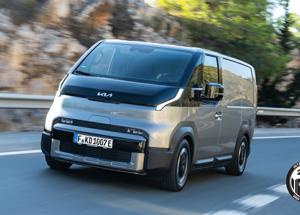 Kia PV5, il furgone elettrico che ha stupito lâ€™Europa: Ã¨ Van of the Year 2026