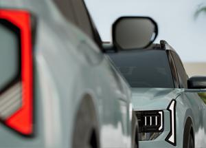 Kia Seltos: teaser ufficiale, maniglie a filo e fari Star Map