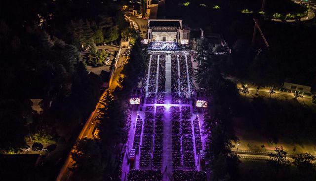 L’Aquila rinasce con la cultura: boom di turisti in vista del 2026