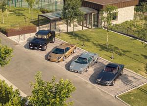 Lamborghini e Pirelli celebrano 10 anni di heritage automobilistico