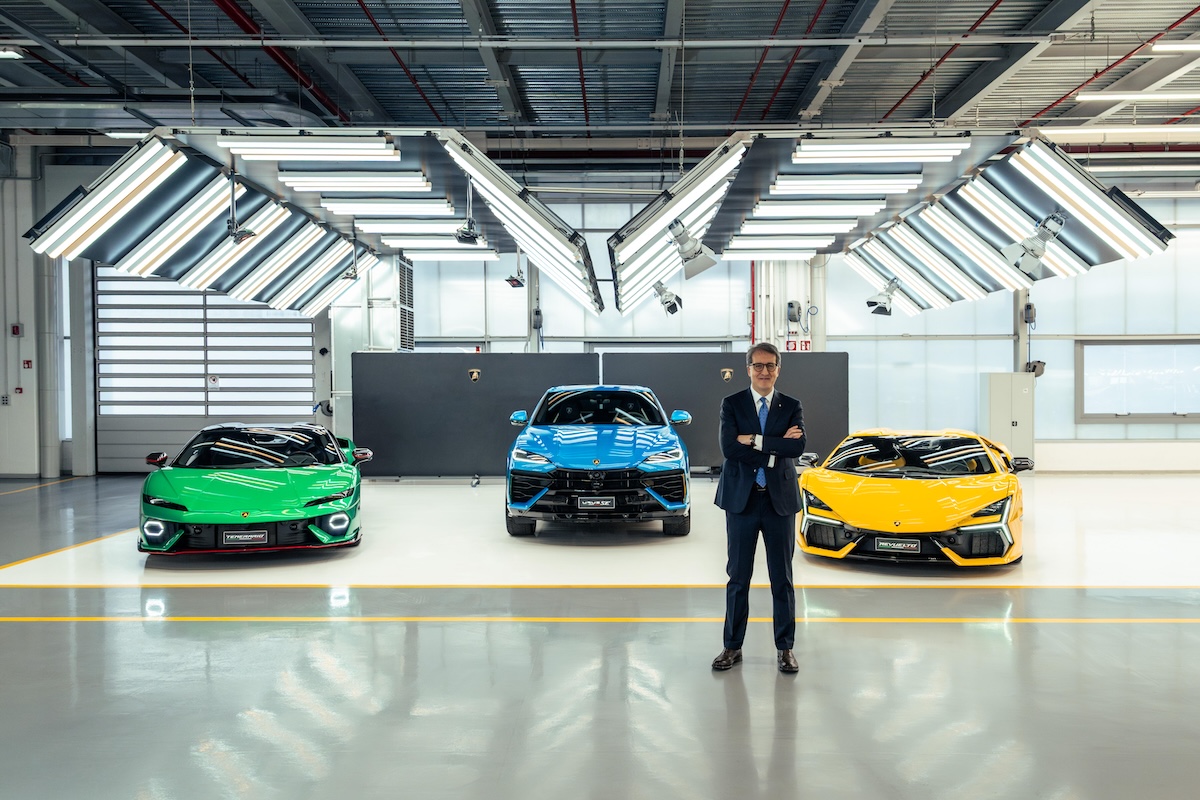 Lamborghini, Umberto Tossini lascia: cambio ai vertici HR