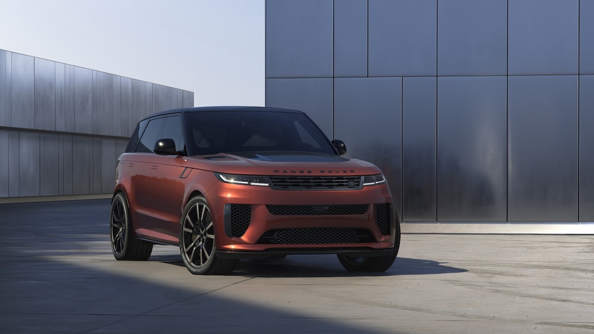 Range Rover Sport SV Carbon: lusso e prestazioni in fibra di carbonio TITOLO SEO 2: Nuova SV Carbon: Range Rover alza l’asticella della sportività di lusso TITOLO SEO 3: Range Rover Sport SV Carbon: d