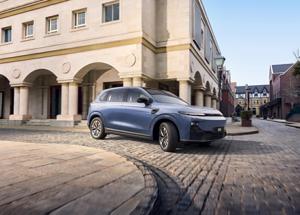 Leapmotor B10 debutta in Italia: il SUV elettrico che sfida il mercato