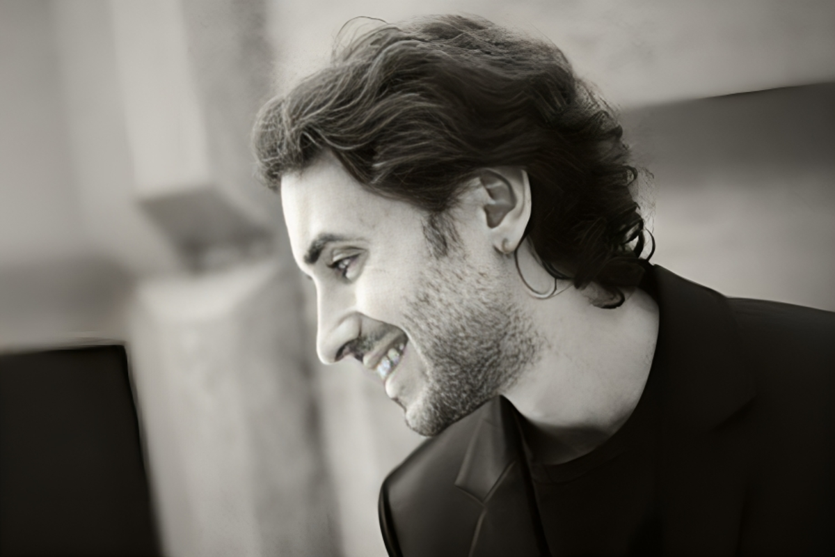 Lens, dall'incidente al riscatto: il racconto senza filtri del musicista e cantautore bolognese 