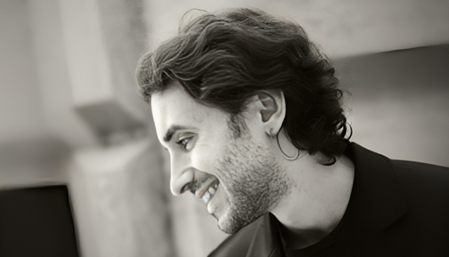 Lens, dall'incidente al riscatto: il racconto senza filtri del musicista e cantautore bolognese 