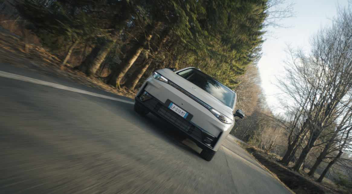 https://www.affaritaliani.it/static/upl2025/lepm/lepmotor1.png