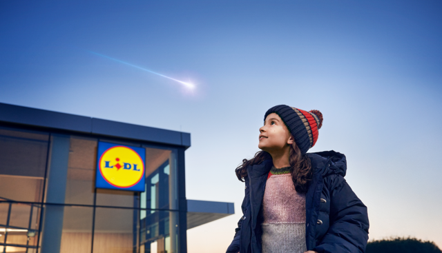 Lidl, on air la nuova campagna natalizia â€œLâ€™emozione del Natale vale davveroâ€