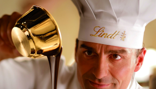 Lindt, al via il LINDOR Christmas Tour che attraversa i centri commerciali dâ€™Italia con una roulotte brandizzata