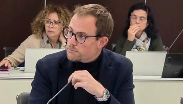 Jonathan Lobati Jonathan Lobati