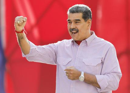 Maduro, chi è l'ex autista di bus e sindacalista delfino di Chavez e suo successore alla presidenza del Venezuela
