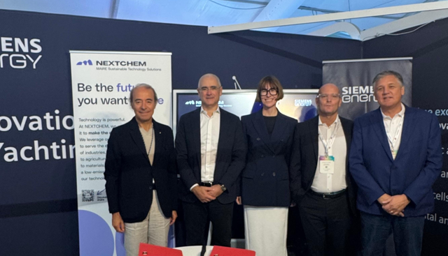 MAIRE, NEXTCHEM: firmato un MoU con Siemens Energy per soluzioni di celle a combustibile a metanolo ad alta temperatura nel settore marittimo