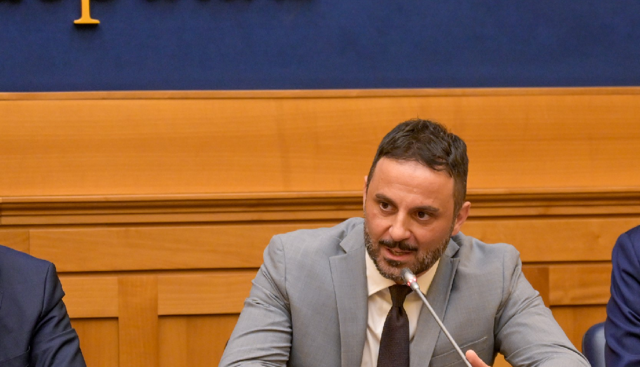 ProduttivItalia: Marco Travaglini torna a â€œLa Piazzaâ€ con un nuovo Centro Studi per analizzare la produttivitÃ  delle mPMI e promuovere innovazione e autonomia nel Sud Italia