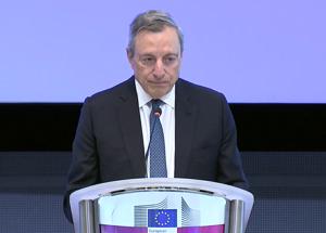 Automotive, Draghi alla Ue: “Obiettivi 2035 non più realistici”