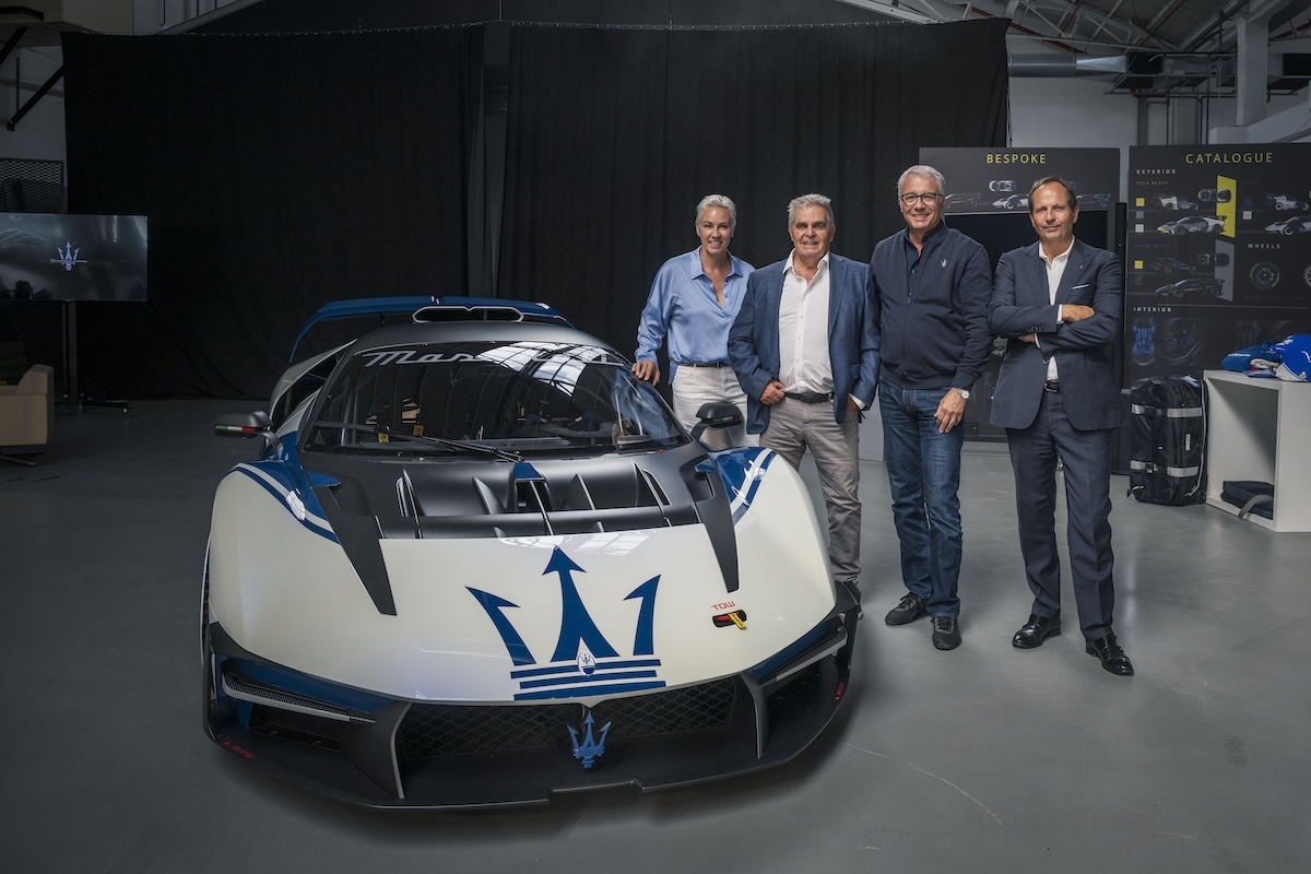 Maserati MCXtrema consegnata a Modena: livrea “Corse” su misura