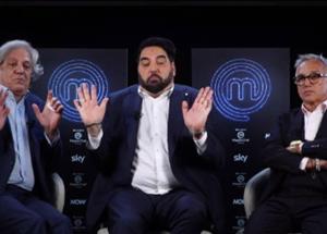 Barbieri, Cannavacciuolo e Locatelli show: 'Pizza o lasagna?' Inter, Napoli e Milan, lo scudetto "passa" da Masterchef. E l'imitazione by Max Giusti ad Antonino... - La video intervista