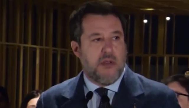 Salvini chiama in causa Gualtieri: “Uniti sulla metro, contrari al ponte: perché?”