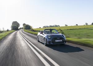 MINI Countryman e JCW trascinano il brand: tutti i numeri del 2025