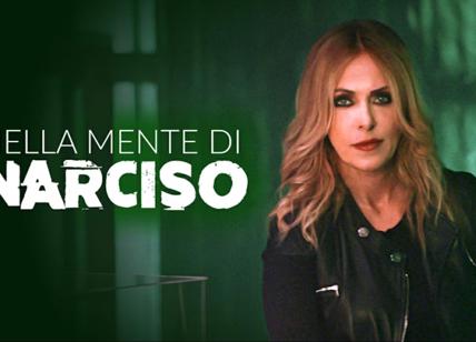 Nella mente di Narciso torna su Rai2, chi è la conduttrice Roberta Bruzzone: dalla cronaca nera a Ballando con le stelle, fino a...